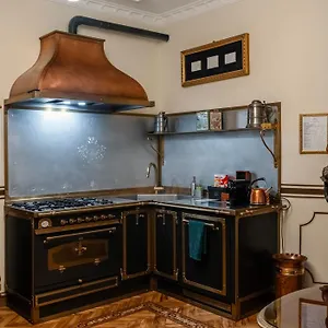 Regal House Vescovado Italy